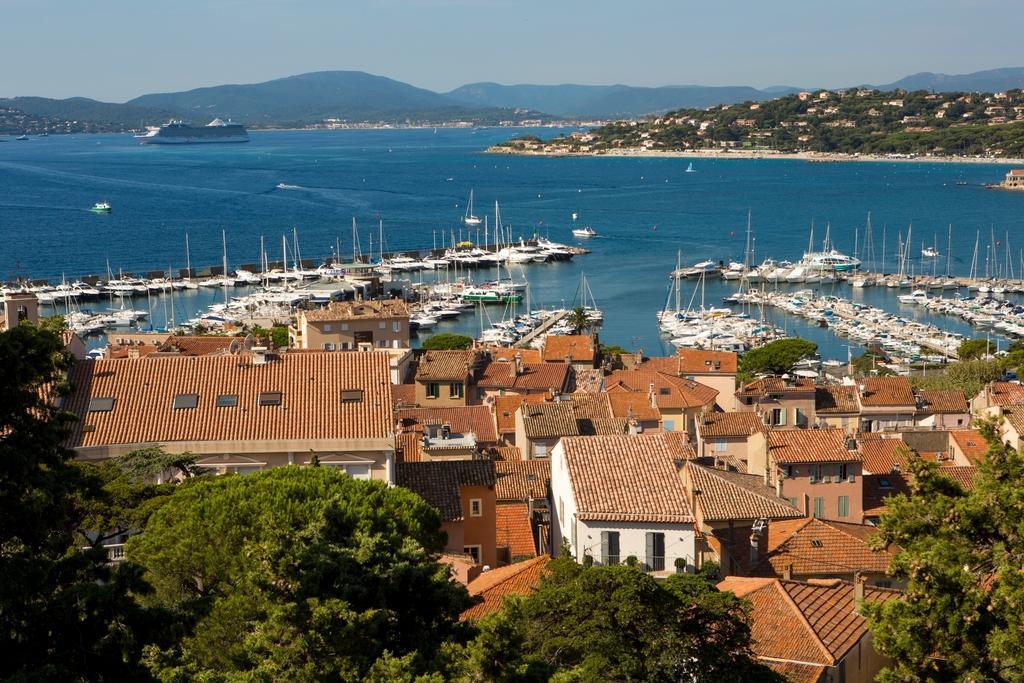 Hotel Les Tourelles Sainte-Maxime Exterior photo